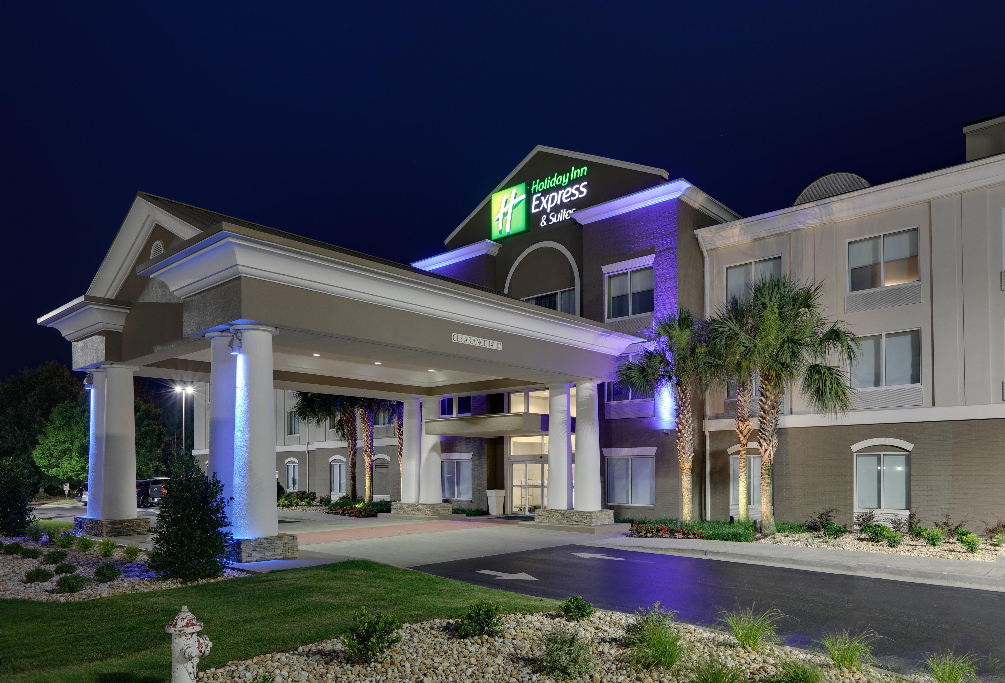 Holiday Inn Express Hotel & Suites Dublin By Ihg Exterior foto